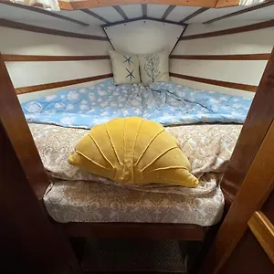 Experience Fantastique De Berce Par La Pres De Barcelona Hotel en barco Castelldefels